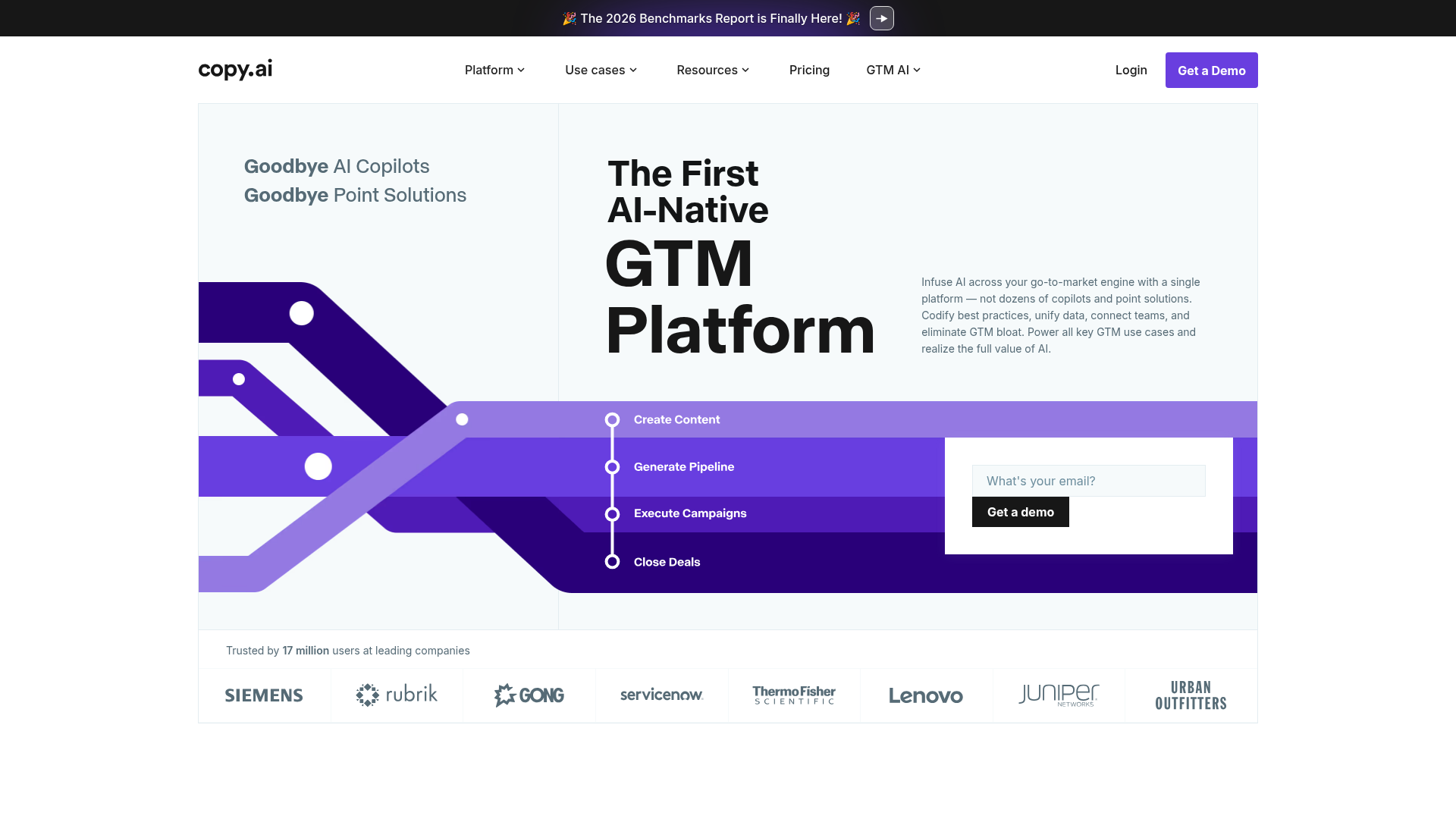 Screenshot della homepage di Copy.ai che mostra il posizionamento come piattaforma GTM nativa per l'IA