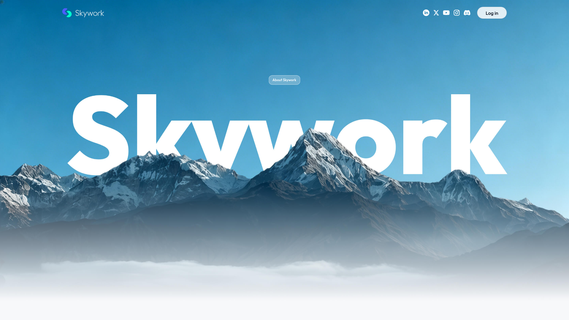 Skywork AI resmi anasayfası Himalaya dağ arka planı ve Skywork kelimesi işaretiyle